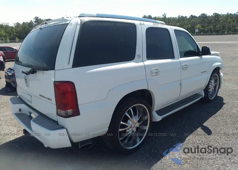 2002 Cadillac Escalade Luxury from USA, damaged, VIN 1GYEC63T92R107451